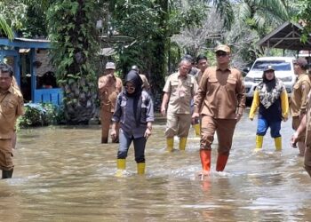 Pemko Tanjung Balai Laksanakan Gotong Royong di Titi Payung Bandar Jepang
