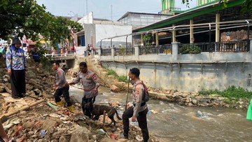 Polisi Kerahkan Anjing Pelacak Cari Kaki Korban Mutilasi di Depok
