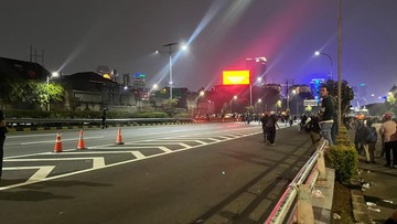 Lalu Lintas Tol Dalam Kota Dialihkan, Gerbang Tol Ditutup Sementara