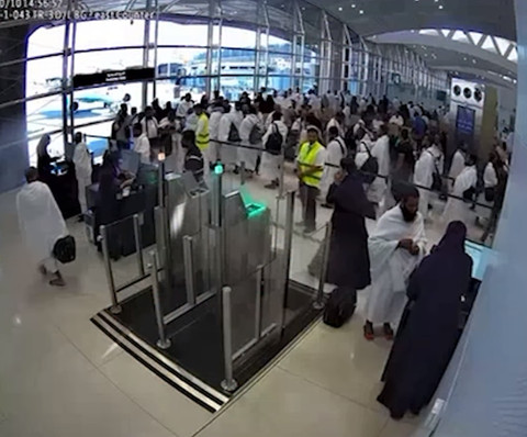 Jemaah Umrah Terdampak Serangan Bandara Riyadh Arab Saudi