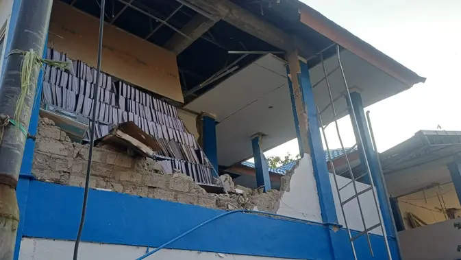 Gempa Bumi Berkekuatan 5,8 SR Rusak Infrastruktur Transportasi di NTT