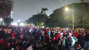 Ribuan Warga Padati Monas dalam Peringatan Malam Kemerdekaan RI