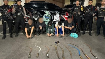 Lima Pemuda Diduga Hendak Tawuran di Duren Sawit Diamankan Polisi