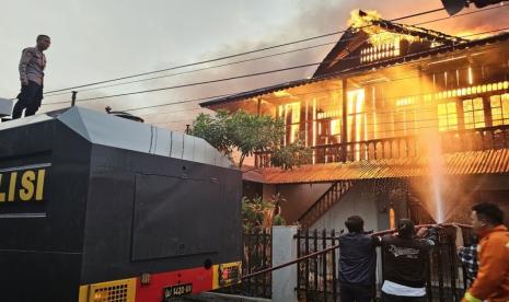 Polda Sulut Imbau Warga Awasi Instalasi Listrik Cegah Kebakaran