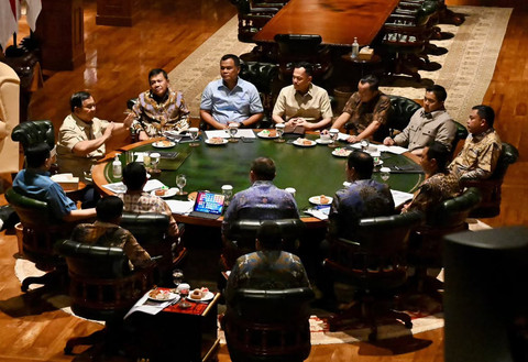 Presiden Prabowo Gelar Rapat Bahas Karhutla Kalimantan dan Gempa NTT
