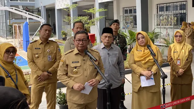 Pramono Anung Tinjau Revitalisasi SD Pekayon 05 dan SMP 91
