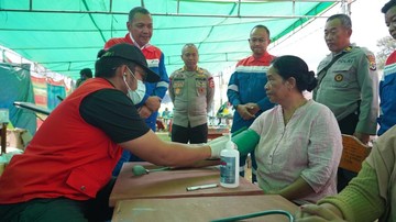 Pertamina Hadirkan Posko Kesehatan Gratis bagi Pengungsi Gempa Reo