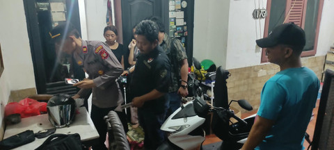 Pencuri Motor Lepaskan Tembakan Saat Dikejar Warga di Depok