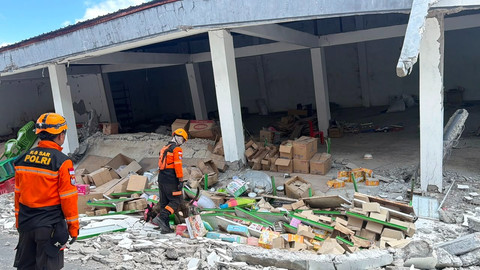 Gempa NTT Telan 72 Jiwa, 46 Ribu Warga Masih Mengungsi