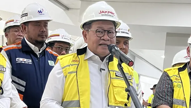 Gubernur DKI Pramono Anung Tinjau Stasiun LRT Pemuda Rawamangun