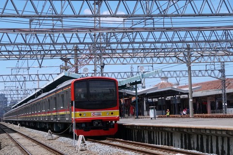 KAI Commuter Imbau Keselamatan Usai Dua KRL Tertemper