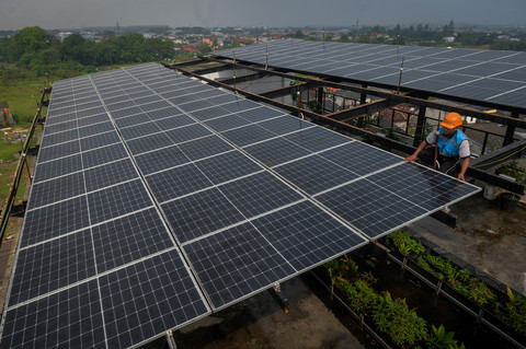 ESDM Catat PLTS Atap Terpasang 937,67 MWp hingga Juni 2026