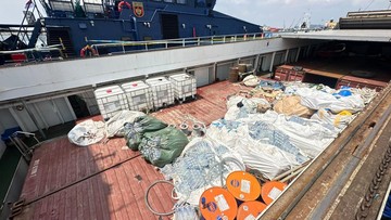 Tim Gabungan Sita 2,6 Ton Narkotika Cair dari Kapal MV Ocean Porter
