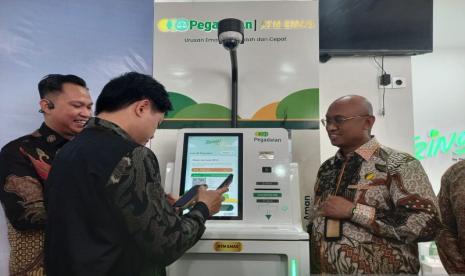 Pegadaian Resmikan ATM Emas Pertama di Manado