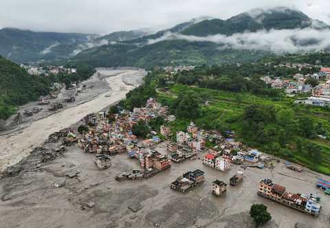 KBRI Dhaka Imbau WNI Hindari Wilayah Banjir Nepal