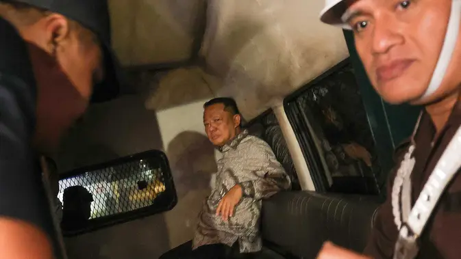 Febrie Adriansyah, Mantan Jampidsus, Resmi Ditahan KPK