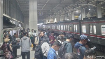 Insiden Tertabrak KRL di Serpong Ganggu Perjalanan Green Line