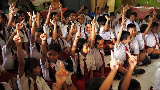 Fenomena Anak SD dalam Sorotan Kebijakan Pendidikan Nasional