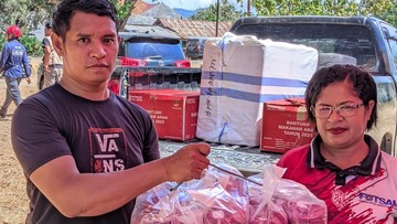 Kemensos Buka Dapur Umum dan Suplai Logistik untuk Korban Gempa Nagekeo