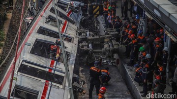 KNKT Ungkap Lima Temuan Tabrakan KA Anggrek KRL Bekasi