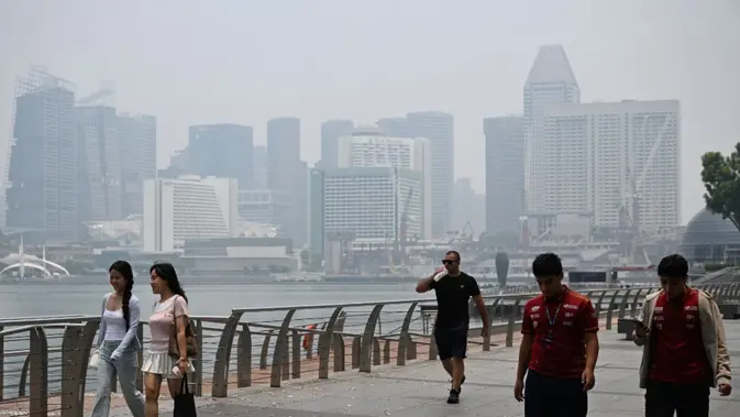 Kabut Asap Karhutla Selimuti Singapura, Indonesia Percepat Pemadaman