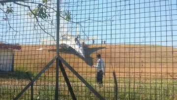Sukhoi TNI AU Tergelincir di Landasan Pacu Bandara Sultan Hasanuddin