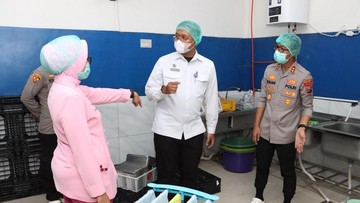 Kapolres Malang Tinjau Uji Coba Prasmanan MBG