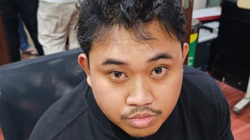 Bos Gendut Ditangkap Terkait Peredaran 98 Kg Sabu di Kampung Bahari