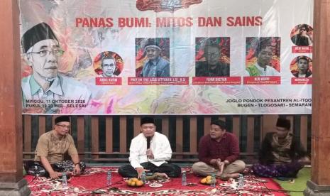 Pakar Undip Jelaskan Proyek PLTP Gunung Ungaran ke Warga