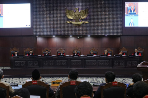 Sembilan Hakim MK Diadukan ke MKMK soal Sidang Ijazah Gibran