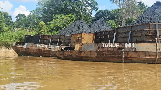 Kejaksaan Lelang Batu Bara Sitaan Korupsi PT AKT di Kalteng