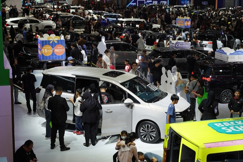 Penjualan Mobil Juli 2026 Tumbuh, IMI Larang Drag Race, Molinas Segera Diluncurkan