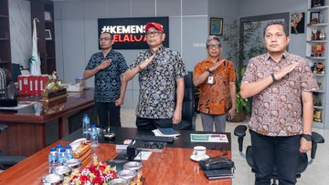 Wamensos Tekankan Ketulusan Wali Asuh Sekolah Rakyat