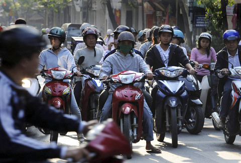 Vietnam Usulkan Pemangkasan Pajak Penghasilan 30 Persen bagi Usaha Kecil