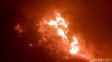 Kebakaran Bromo Capai 520 Hektar, Pemerintah Tetapkan Penutupan Total