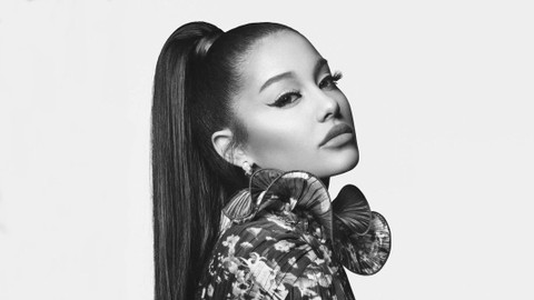 Ilustrator Depok Kembali Garap Proyek Musik Video Ariana Grande