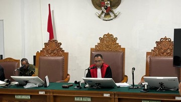 Hakim Tolak Praperadilan Febrie Adriansyah