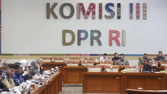 Komisi III DPR Bahas RUU Perampasan Aset Tindak Pidana