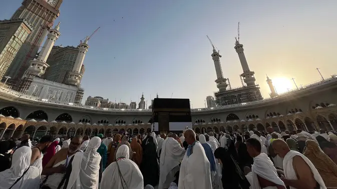 PPIH Arab Saudi Berangkatkan Jemaah Haji ke Arafah