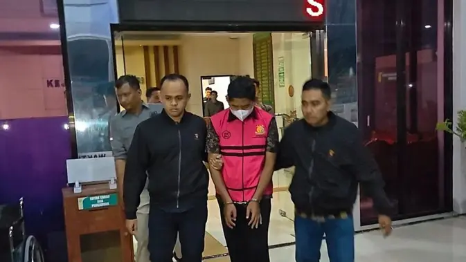 Mantan Ketua DPRD Ponorogo Ditetapkan Tersangka Korupsi Tunjangan