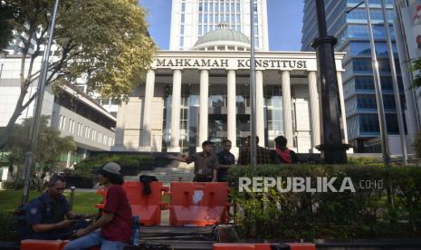 Keluarga Saksi Demokrat Ricuh di Gedung Mahkamah Konstitusi