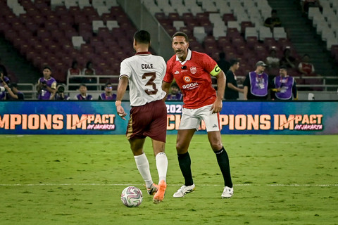 North London Legends Kalahkan United Legends 3-2 di GBK