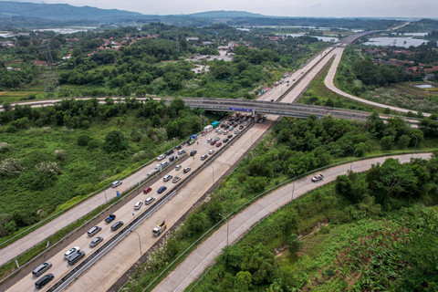 Pemerintah Tetapkan Tiga Ruas Tol untuk Pendaratan Darurat Jet Tempur