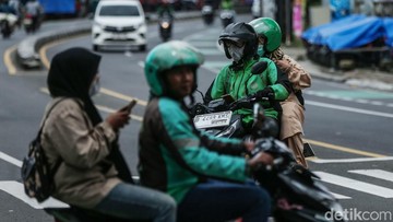 Perpres Ojol Terbit, Pendapatan Pengemudi Diuji di Lapangan