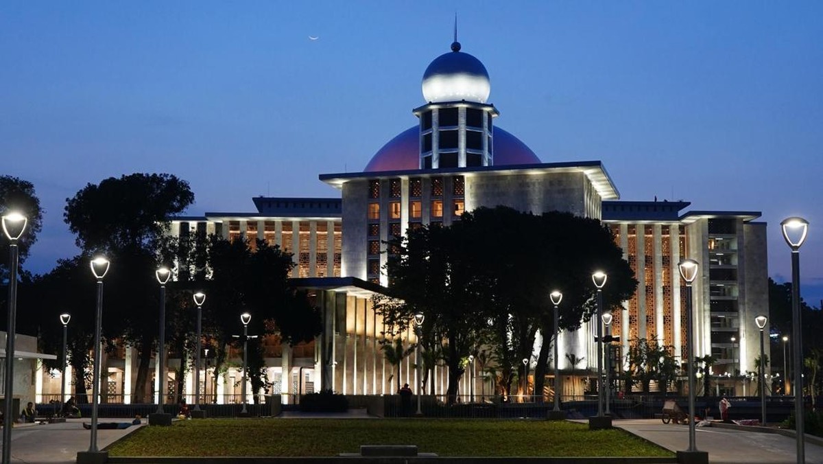 Wakaf Saham Syariah Istiqlal: Inovasi Likuiditas atau Tantangan Valuasi Aset