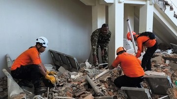 Gempa Laut NTT: Dampak Ekonomi dan Proyeksi Pemulihan