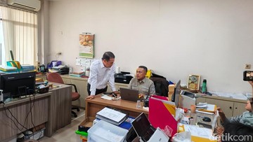 Sidak Menteri Pertanian Temukan Pegawai Merokok, Tiga Langsung Diskors