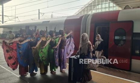 KCIC Yakin Whoosh Tetap Diminati Meski Bandara Husein Kembali Beroperasi