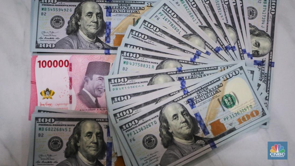Rupiah Terkoreksi Tipis ke Rp17.780 Usai Reli Penguatan Empat Hari