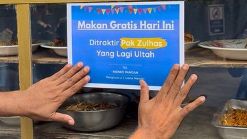 Rayakan Ultah ke-64, Menko Zulhas Borong Produk 19 Pelaku UMKM
